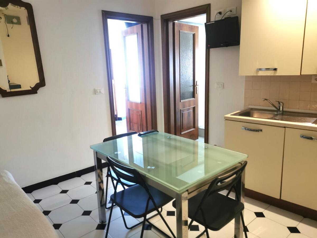 Residence La Lanterna Genoa Ngoại thất bức ảnh