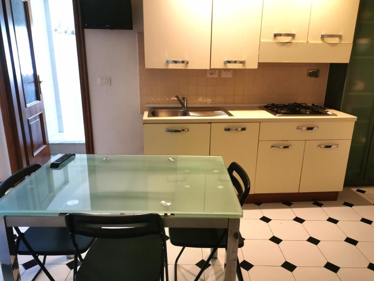 Residence La Lanterna Genoa Ngoại thất bức ảnh